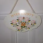 Janka Vendeghaz Es *